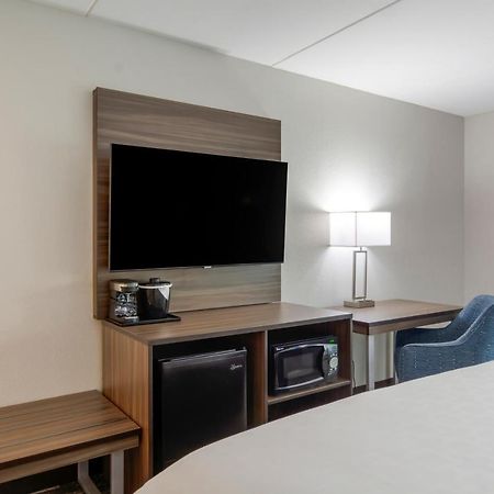 Clarion Pointe Charlottesville Dış mekan fotoğraf